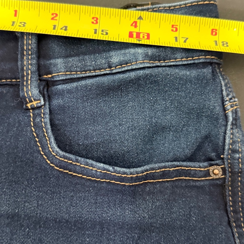 Curve Appeal Jeans Womens 16/33 Blue Comfort Waist Stretch Caasual Minimalist - Picture 5 of 8